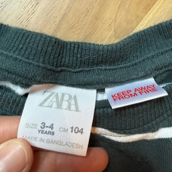 Zara Kids Dark Green Striped Long Sleeve Tee - Picture 3 of 3